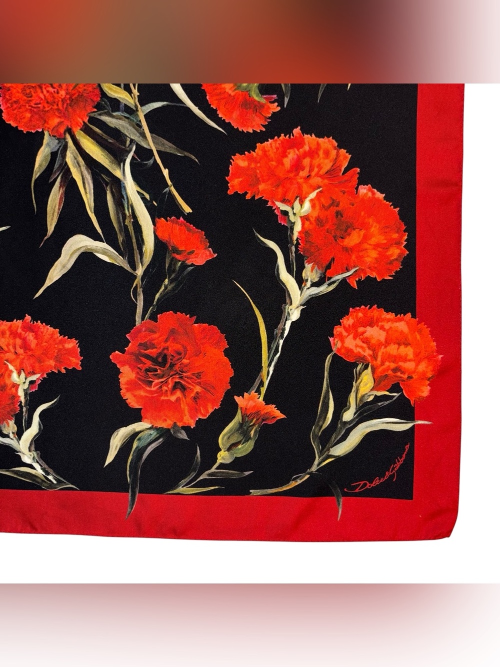 Dolce & Gabbana Red Carnation Fondo Nero Silk Scarf 70cm Square Made in Italy - Picture 4 of 10